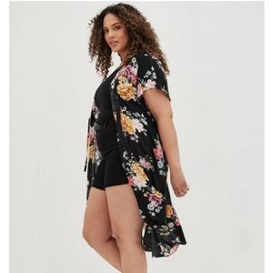 2x Torrid kimono